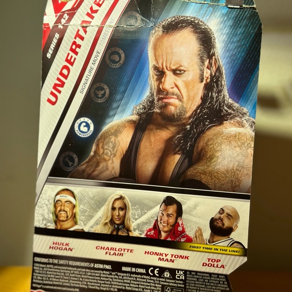 Mattel WWE Action Figure, 6-inch Collectible Undertaker with 10 Articulation - Picture 2 of 2